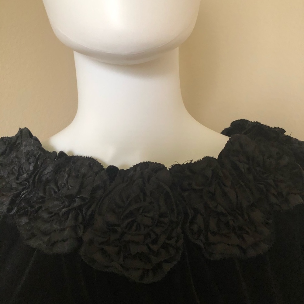 Adrianna Papell Black top - Picture 2 of 6